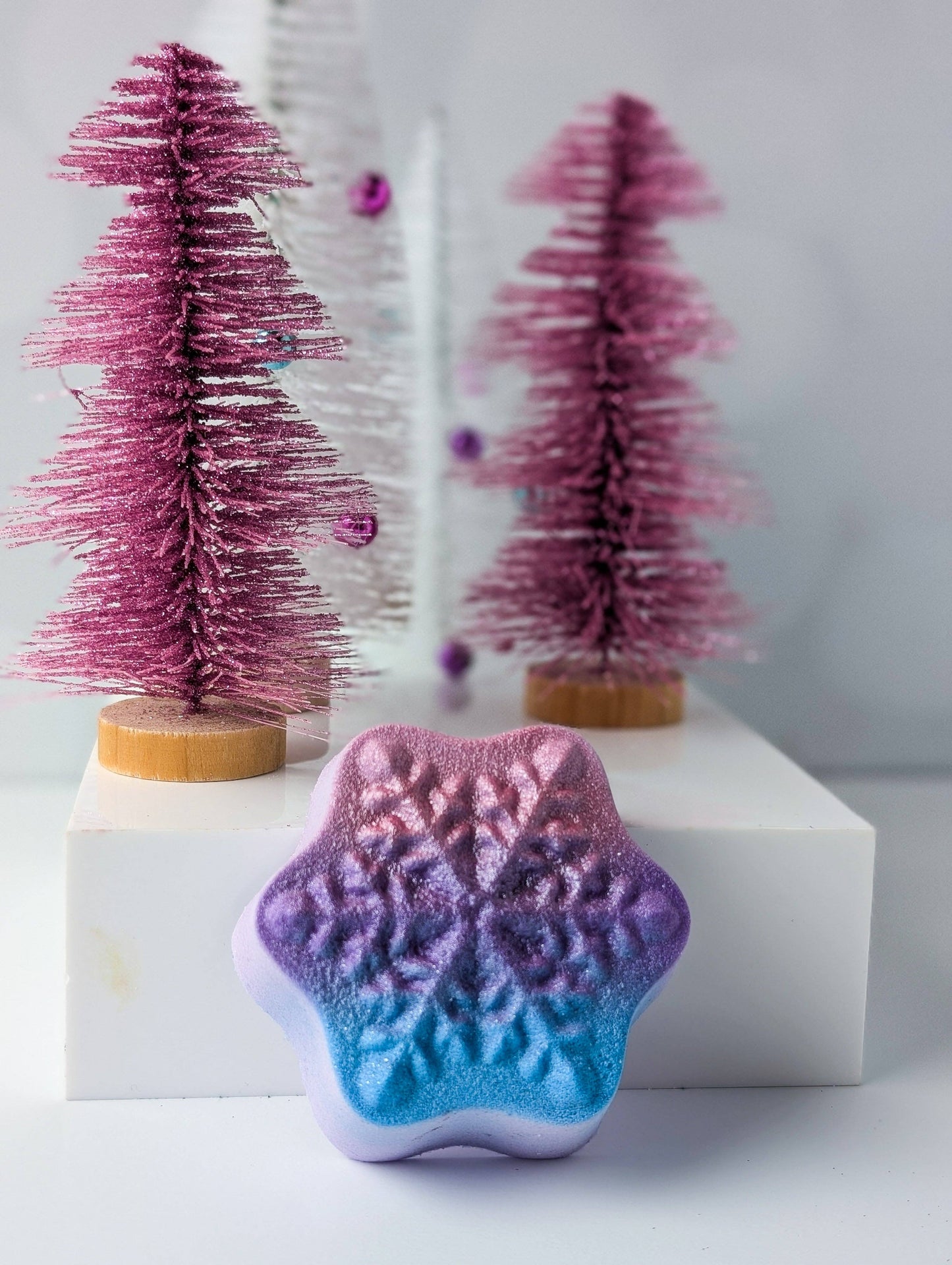 Sugar Plum Snowflake Bath Bomb