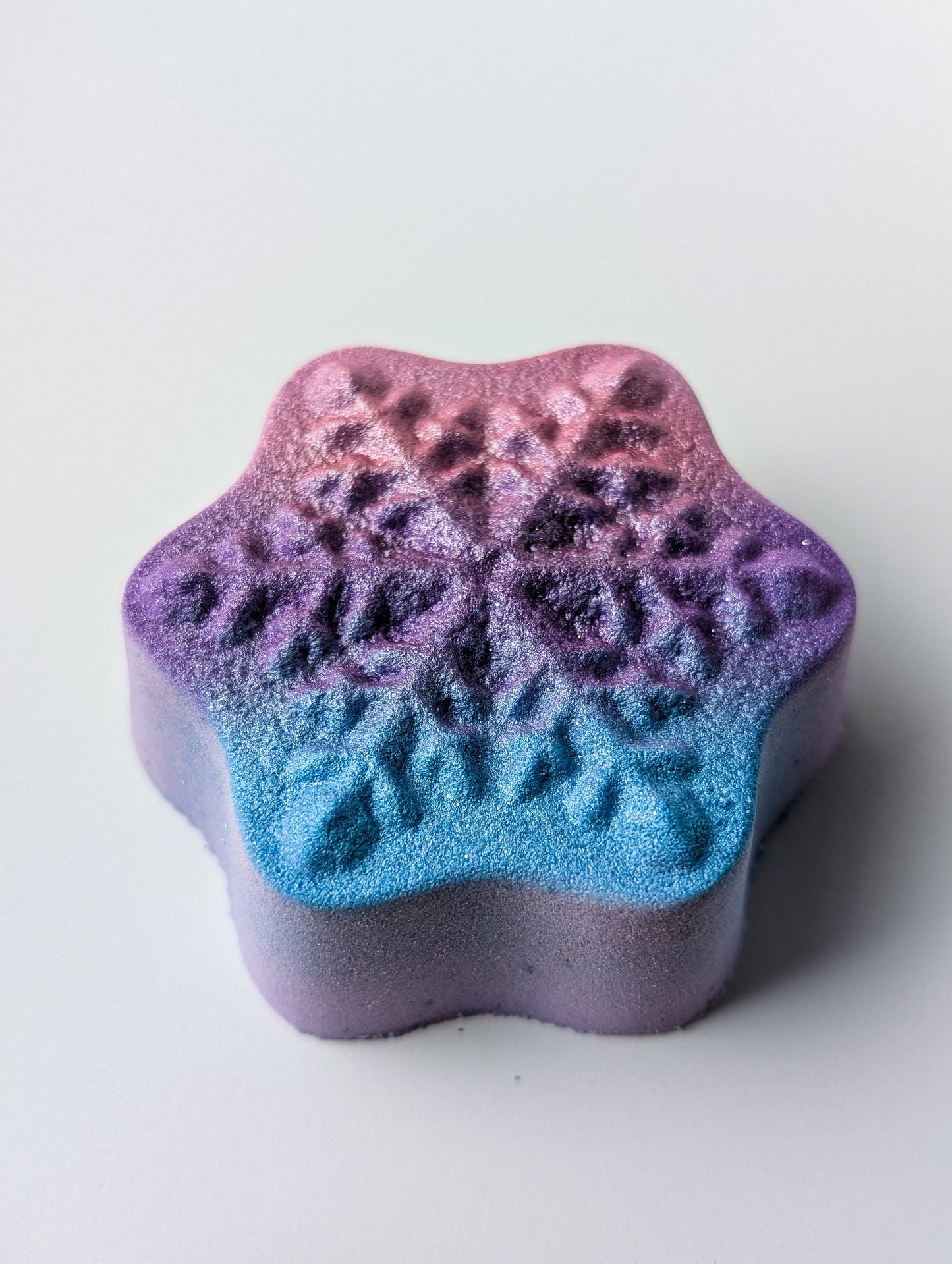 Sugar Plum Snowflake Bath Bomb