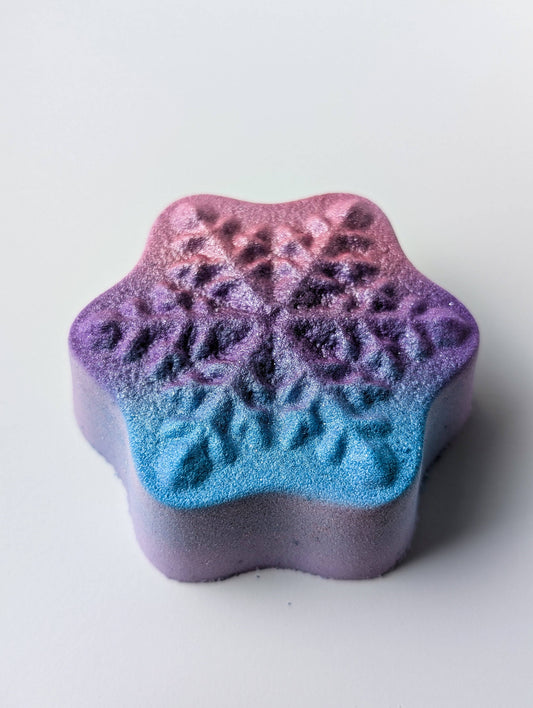 Sugar Plum Snowflake Bath Bomb
