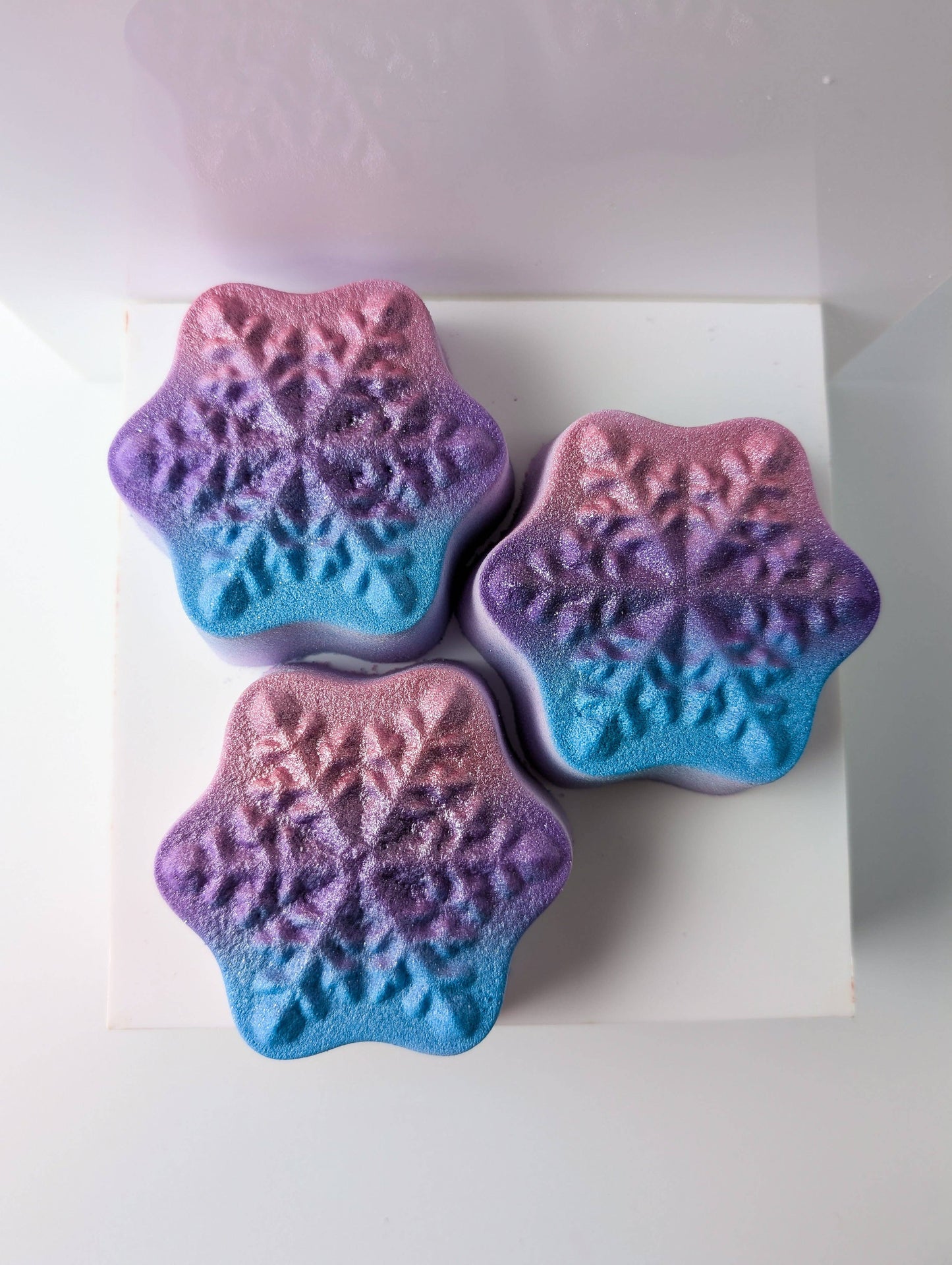 Sugar Plum Snowflake Bath Bomb